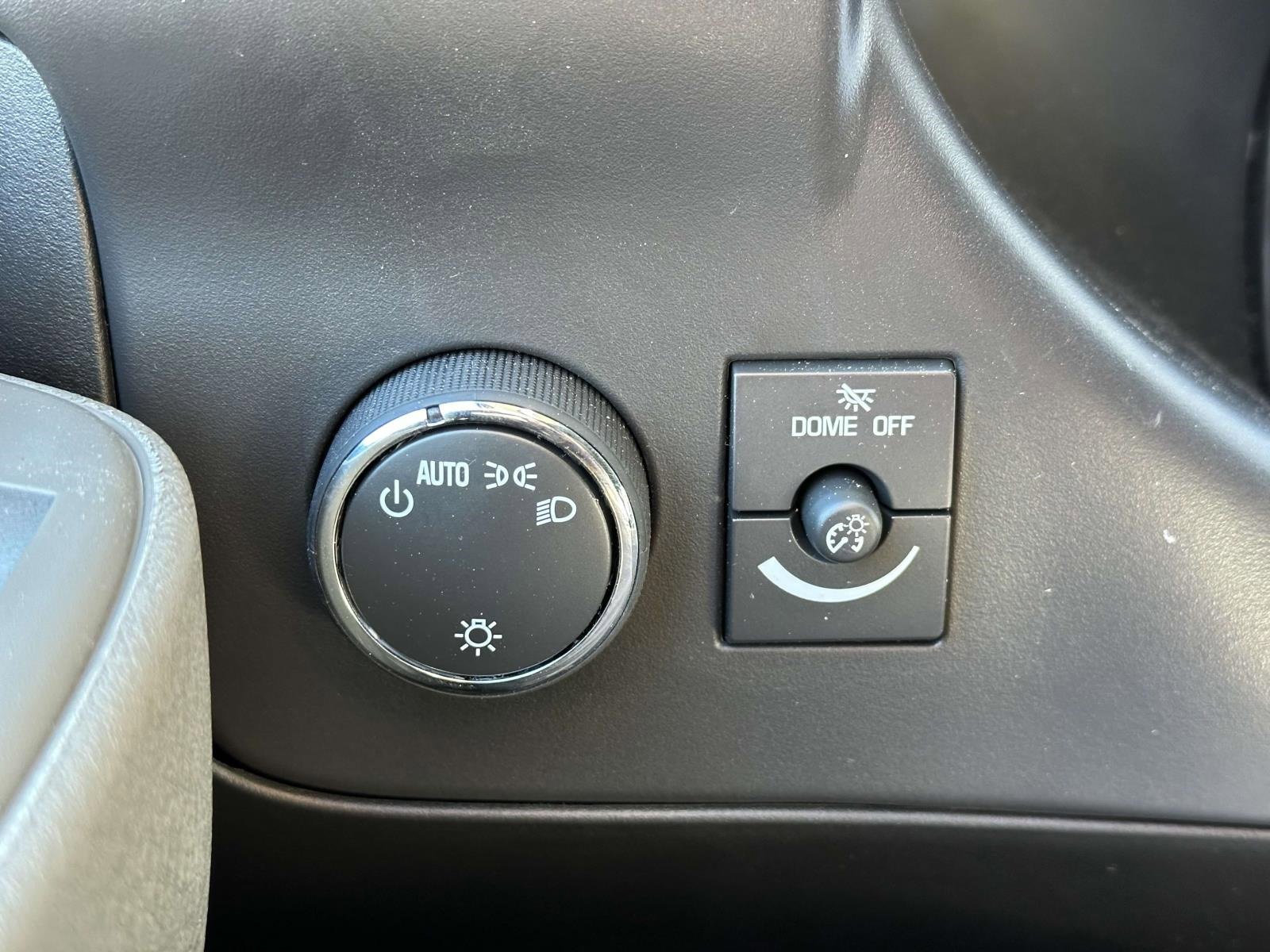 New 2025 Chevrolet Express 3500 w/ Driver Convenience Package image 14