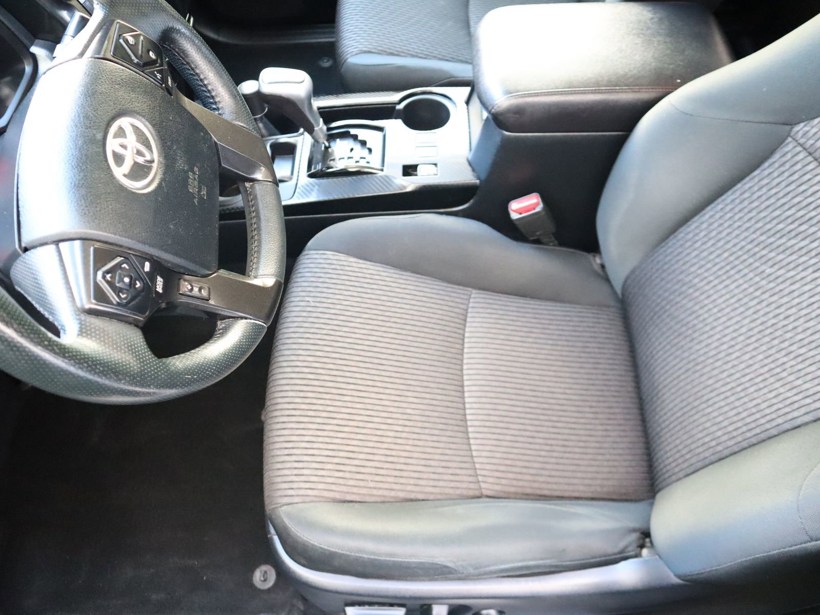 Used 2017 Toyota 4Runner TRD Off-Road w/ Convenience Package image 24