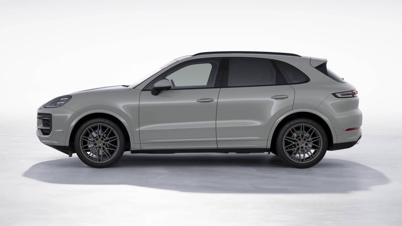 New 2026 Porsche Cayenne image 2
