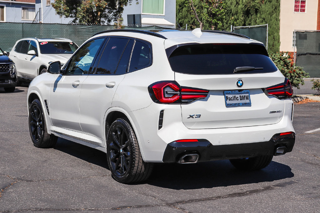 Used 2024 BMW X3 sDrive30i w/ M Sport Package RWD image 4