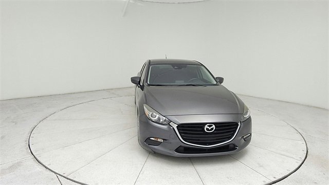 Used 2018 MAZDA MAZDA3 Touring image 2