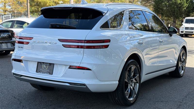 Used 2024 Genesis Electrified GV70 Advanced w/ Prestige Package image 8