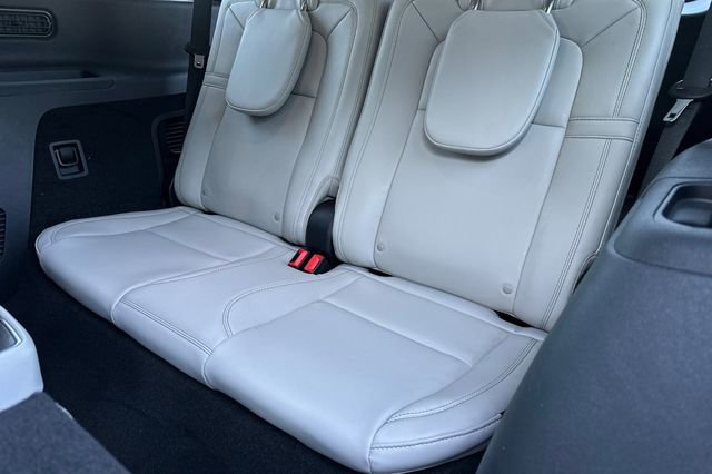 Used 2025 Lincoln Aviator Reserve w/ Jet Appearance Package image 13