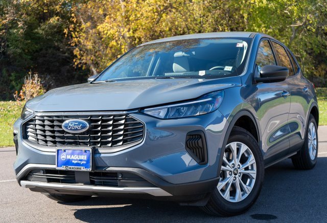 Used 2025 Ford Escape Active w/ Tech Pack #1 image 1