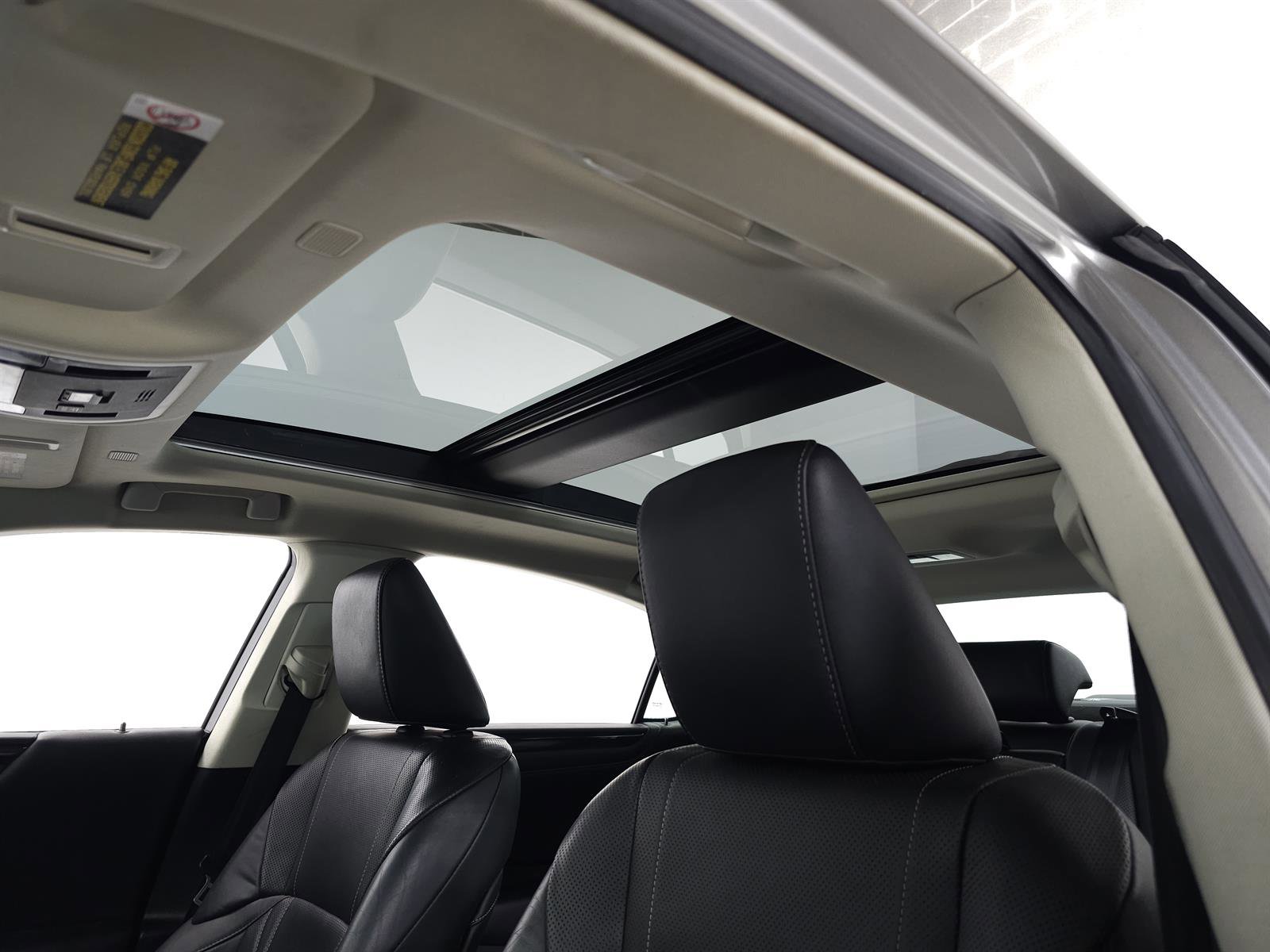 Used 2019 Lexus ES 350 w/ Accessory Package image 15