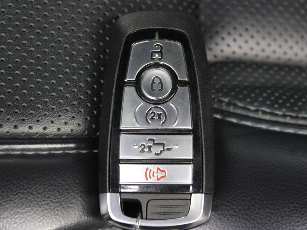 Used 2025 Ford F150 Platinum w/ FX4 Off-Road Package AWD/4WD image 83