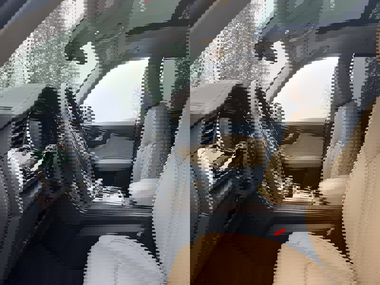 Used 2019 Audi Q8 Prestige image 16