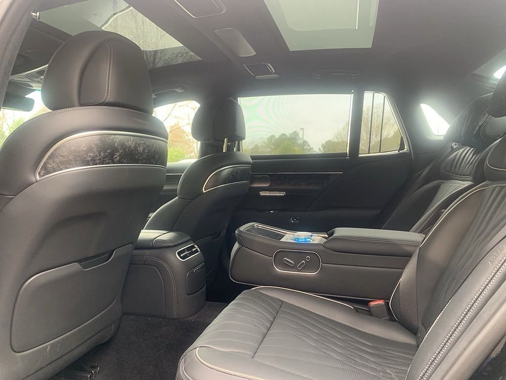 Used 2025 Genesis G90 3.5T image 20