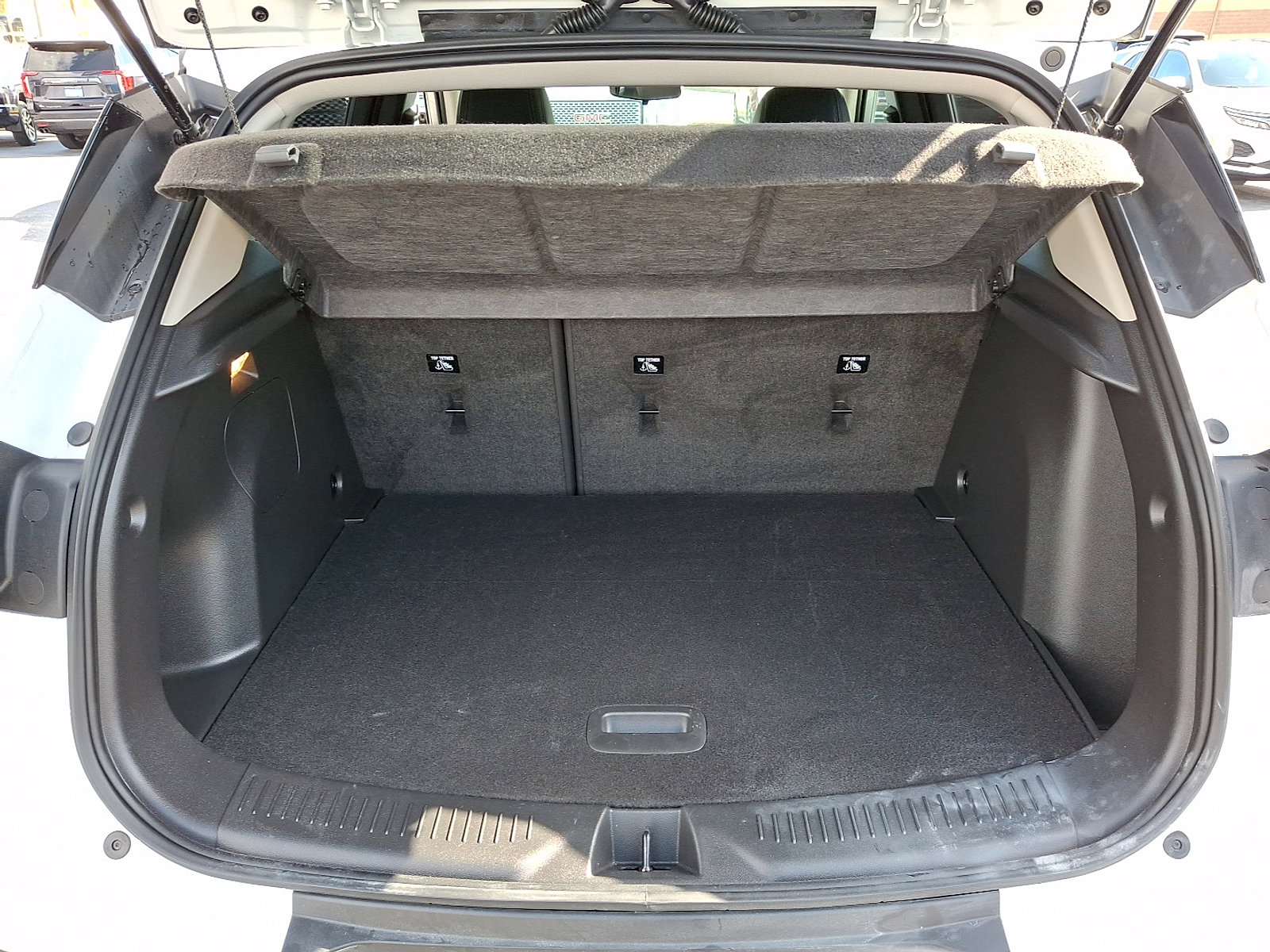 Certified 2022 Buick Encore GX Preferred w/ Cold Weather Comfort Package image 28