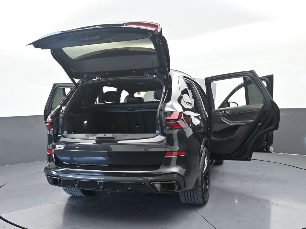 Used 2024 BMW X5 sDrive40i w/ M Sport Package image 81