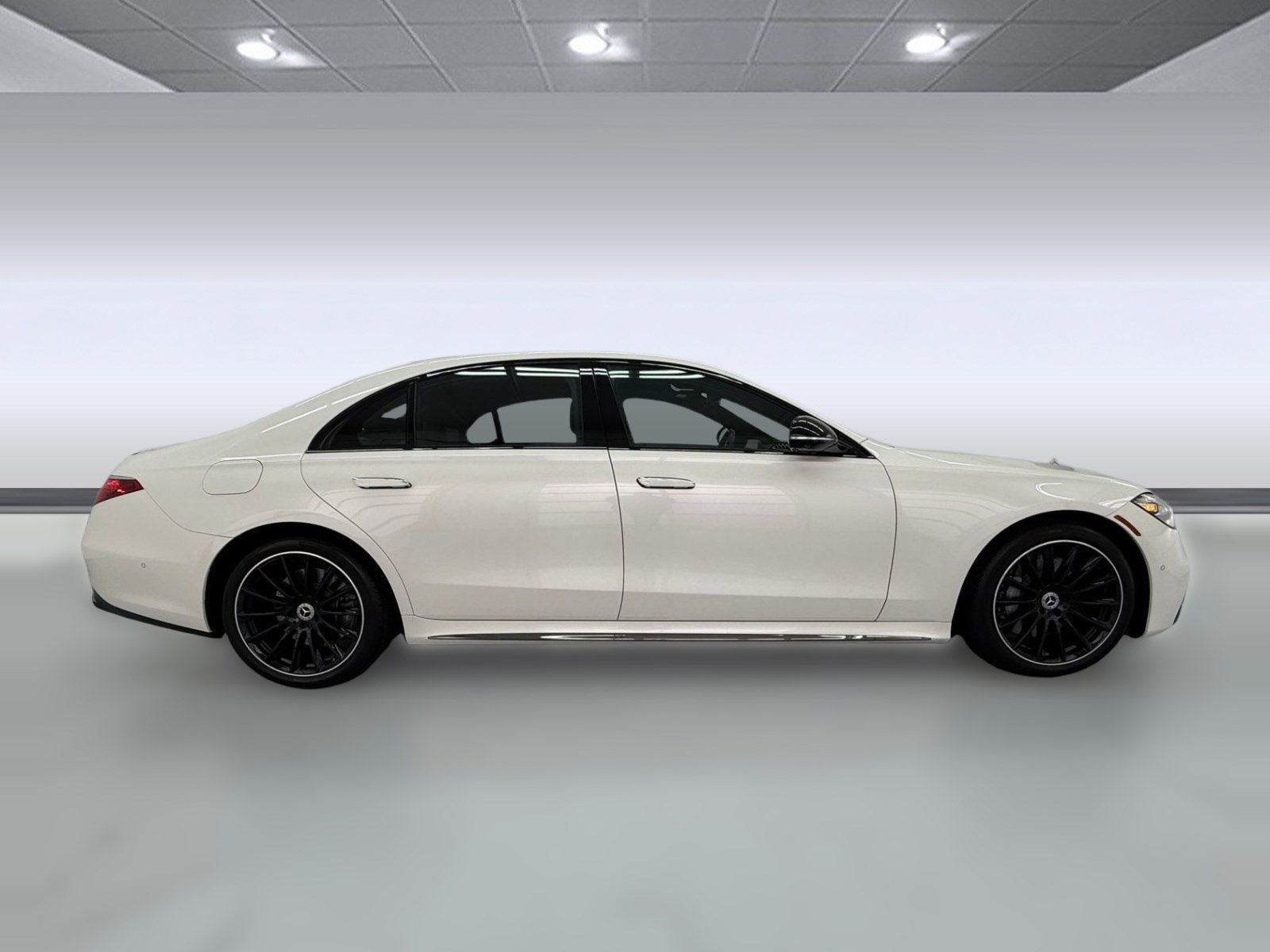 Used 2023 Mercedes-Benz S 500 4MATIC image 7