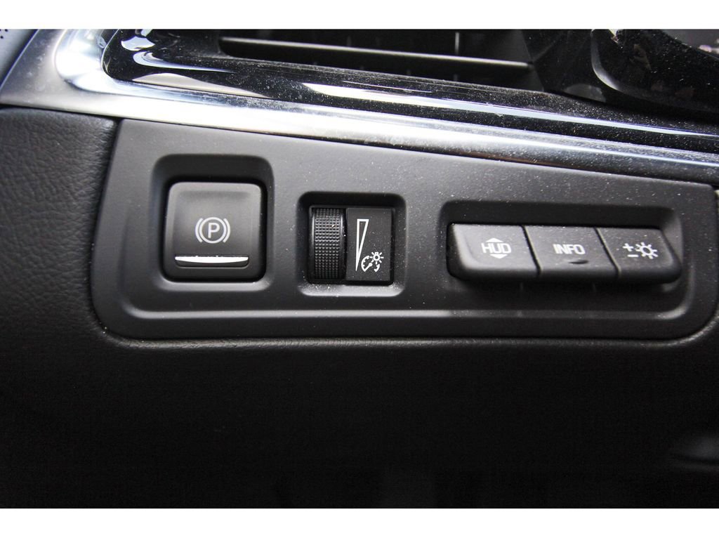 Used 2024 Cadillac XT6 Premium Luxury w/ Technology Package image 19