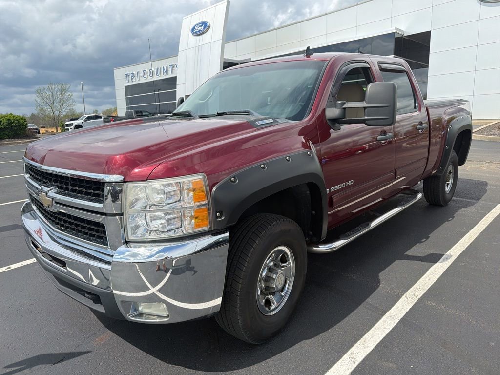 Used 2009 Chevrolet Silverado 2500 LT w/ Exterior Plus Package image 3