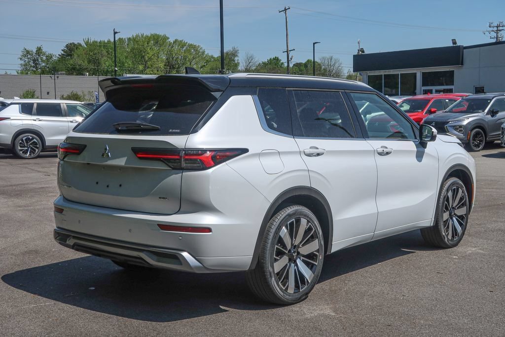 New 2026 Mitsubishi Outlander SEL AWD/4WD image 10