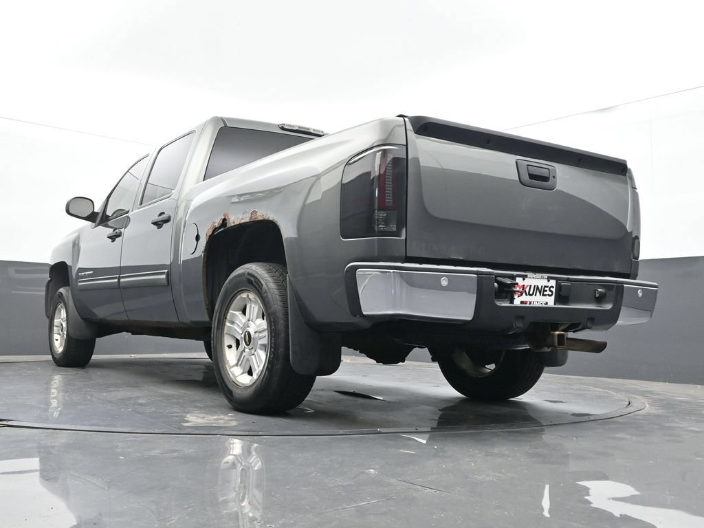 Used 2011 Chevrolet Silverado 1500 LT w/ All-Star Edition AWD/4WD image 29