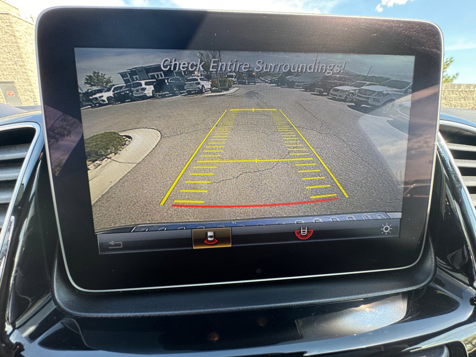 Used 2018 Mercedes-Benz GLE 350 4MATIC image 29