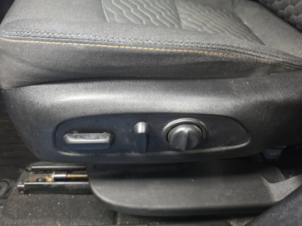 Certified 2018 Chevrolet Equinox LT FWD image 16