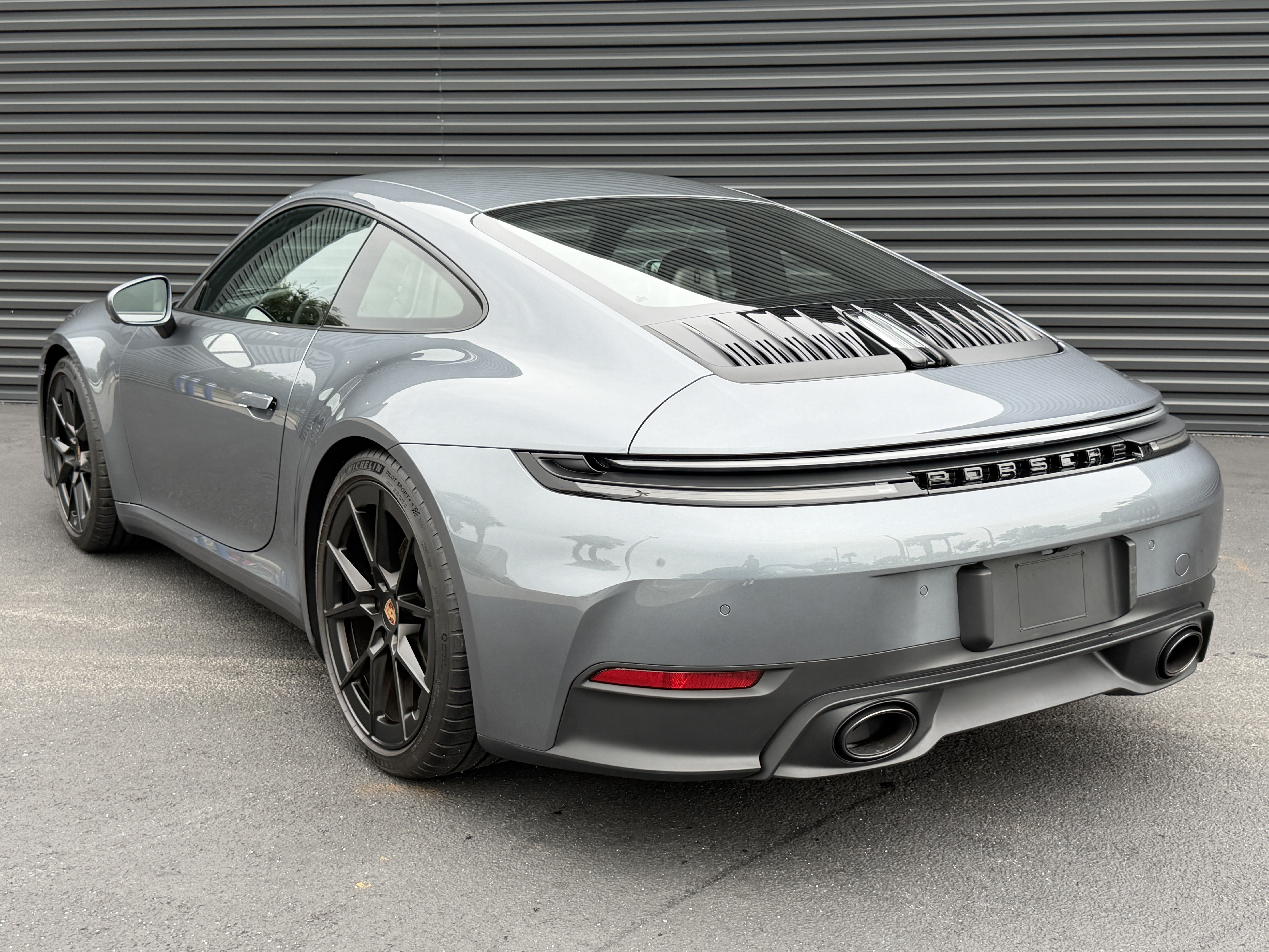 Certified 2026 Porsche 911 Carrera T RWD image 3
