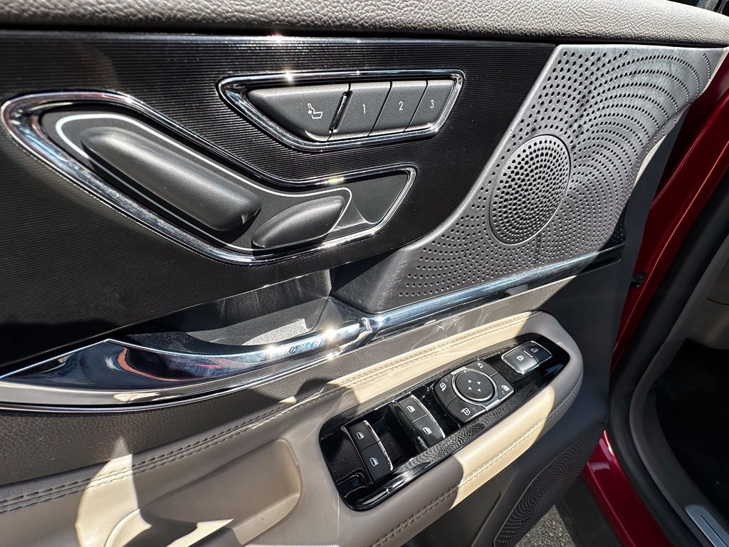Used 2024 Lincoln Corsair FWD image 21