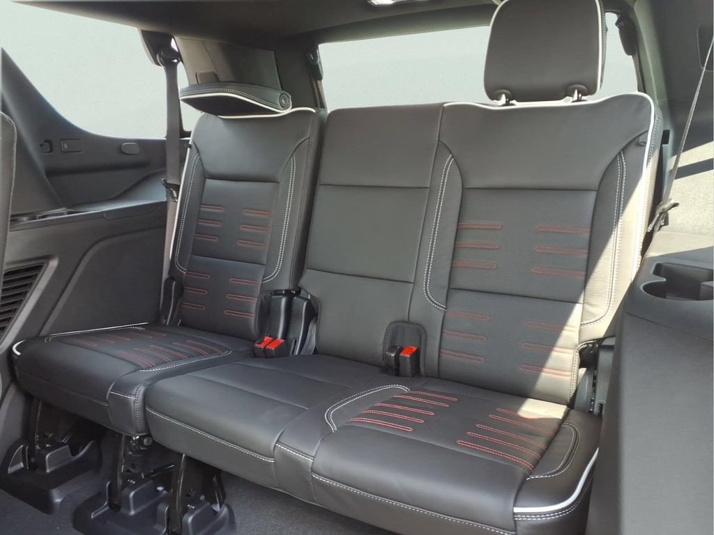 New 2026 GMC Yukon AT4 Ultimate AWD/4WD image 23