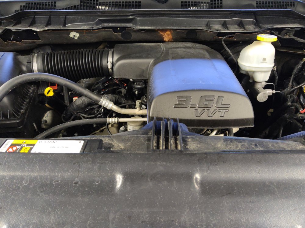 Used 2021 RAM 1500 Classic SLT AWD/4WD image 30