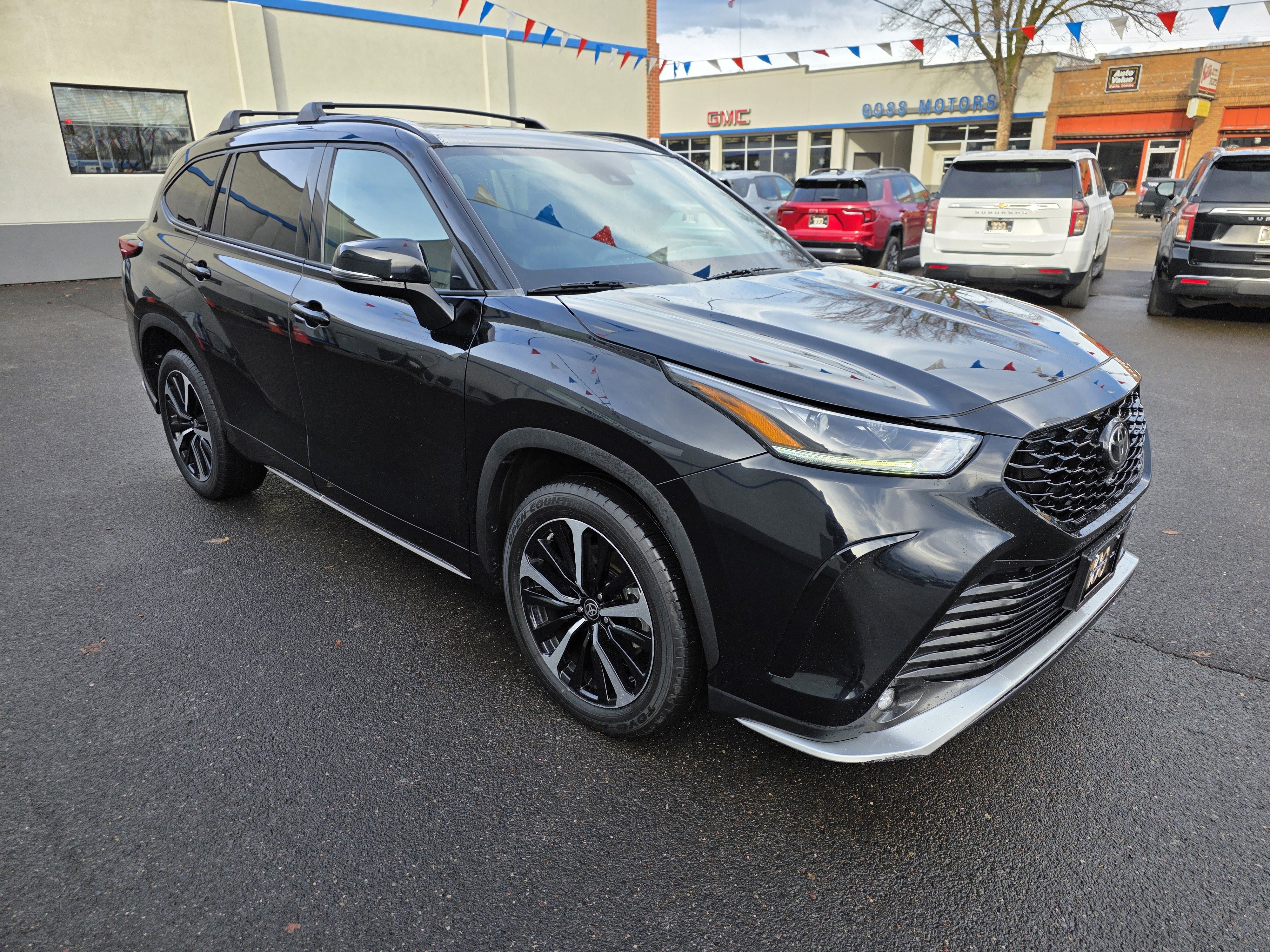 Used 2021 Toyota Highlander XSE image 10