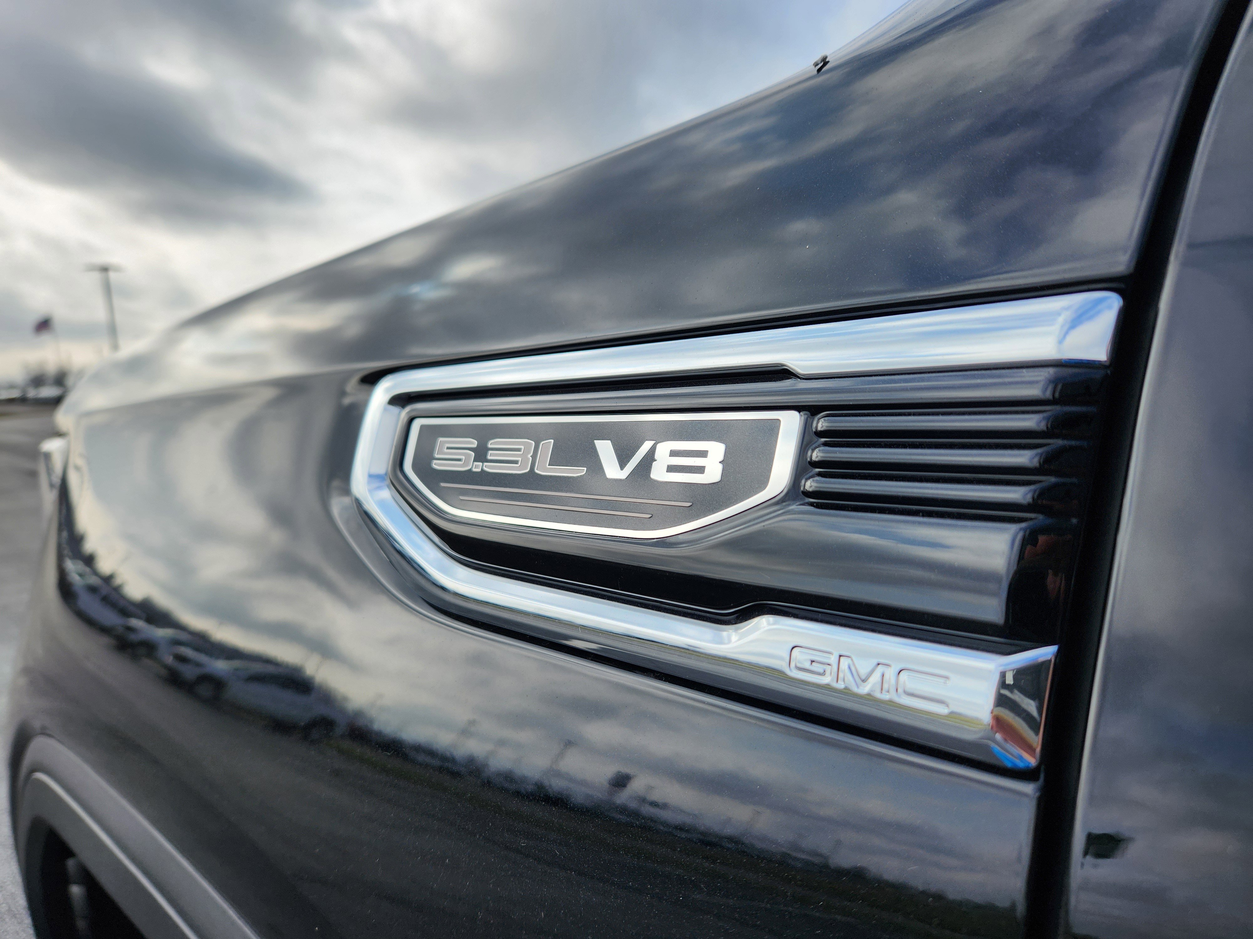 New 2026 GMC Sierra 1500 SLT w/ SLT Premium Plus Package image 6