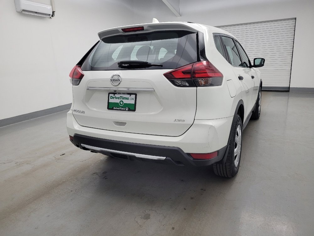 Used 2017 Nissan Rogue S AWD/4WD image 7