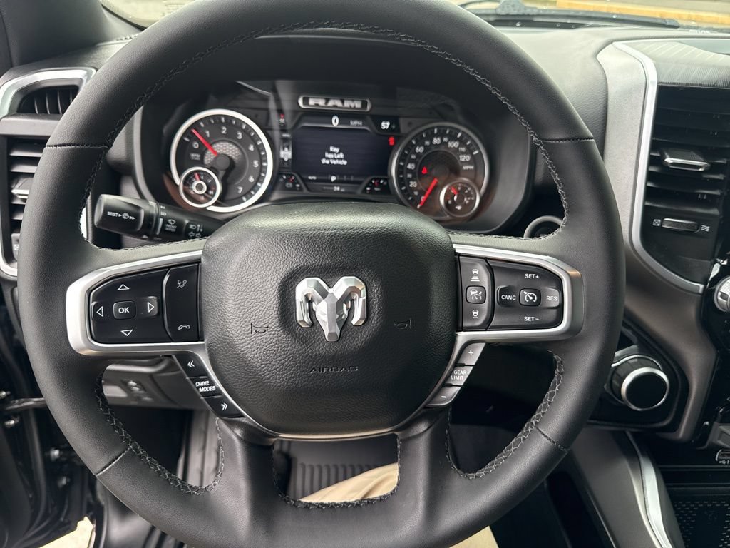 New 2026 RAM 1500 Big Horn AWD/4WD image 16