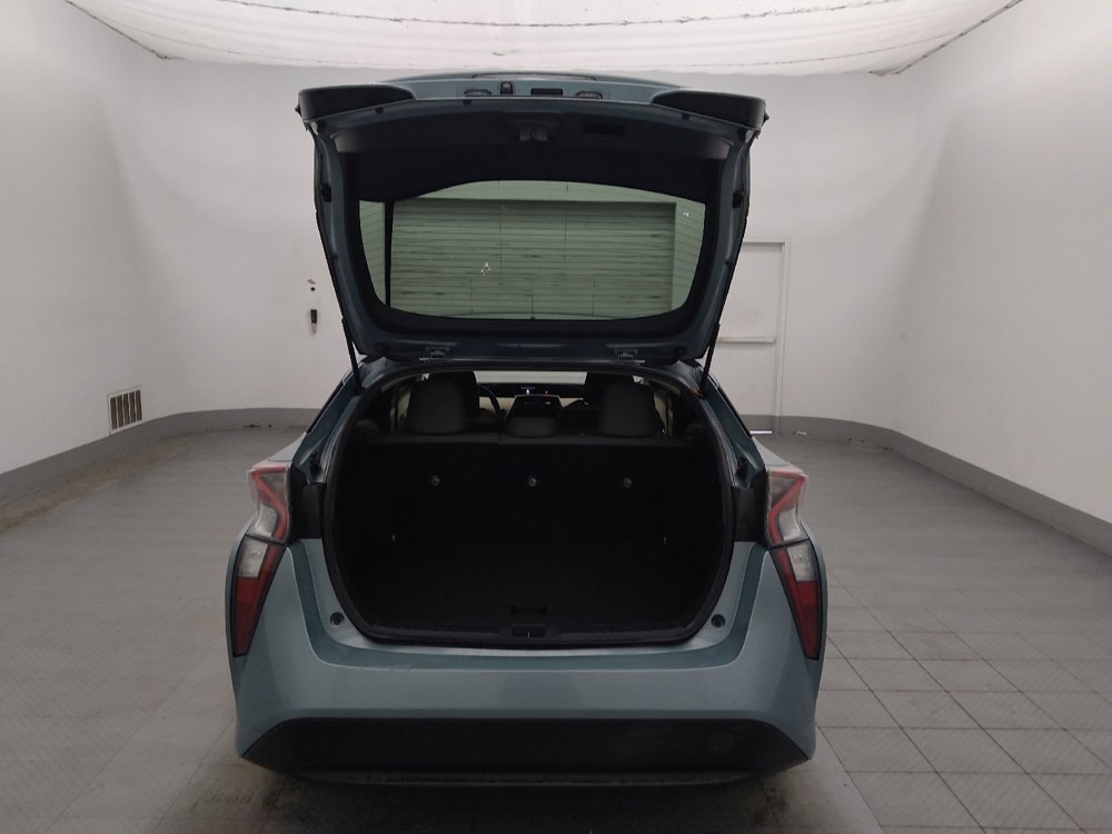 Used 2017 Toyota Prius Three w/ Advanced Technology Package FWD image 29