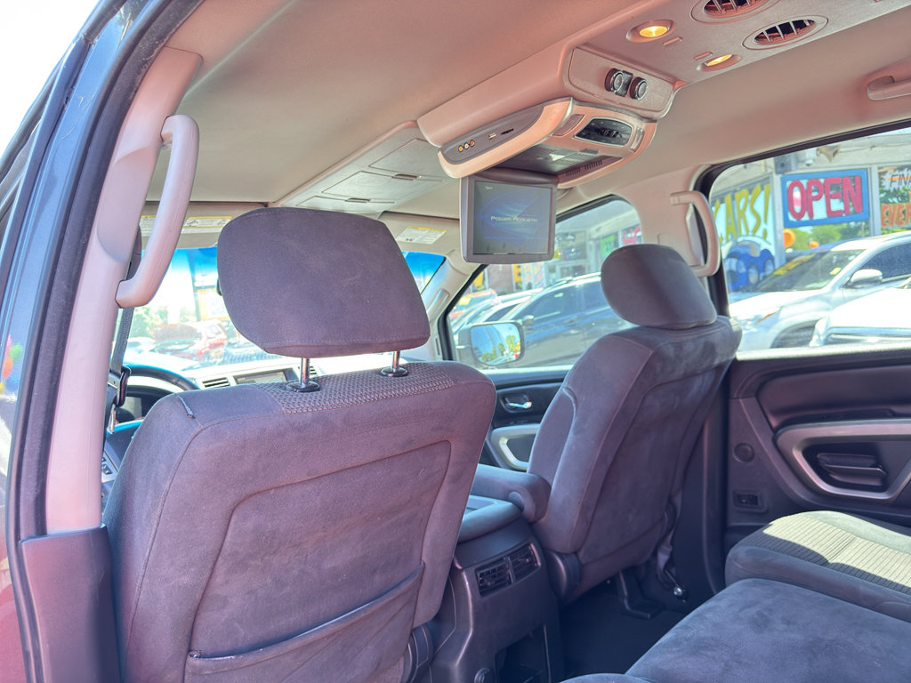 Used 2015 Nissan Armada SV AWD/4WD image 15