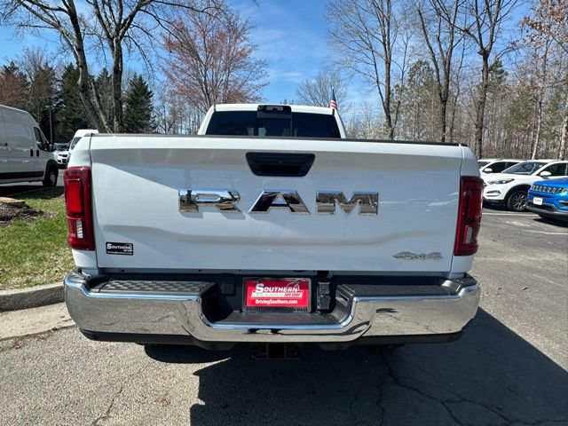 New 2026 RAM 2500 Tradesman AWD/4WD image 5