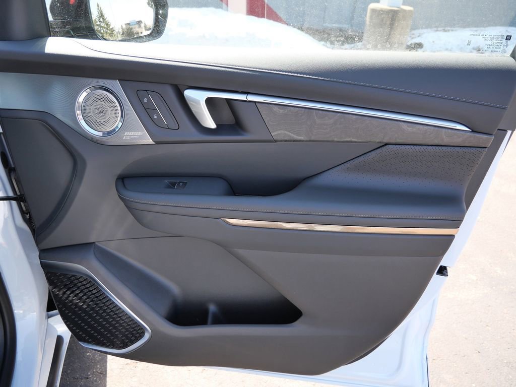 New 2026 Buick Enclave Avenir w/ Super Cruise Package image 22