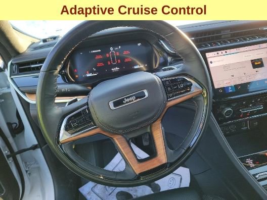 Used 2022 Jeep Grand Cherokee Summit image 11