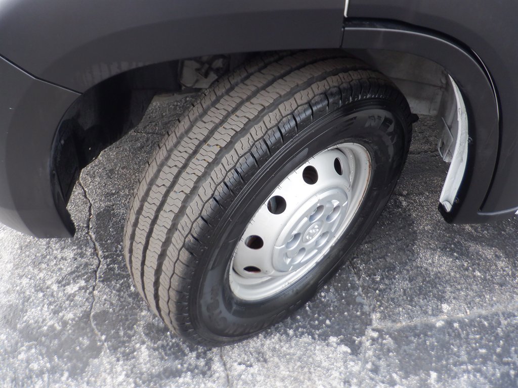 Used 2024 RAM ProMaster 1500 w/ Convenience Group image 17