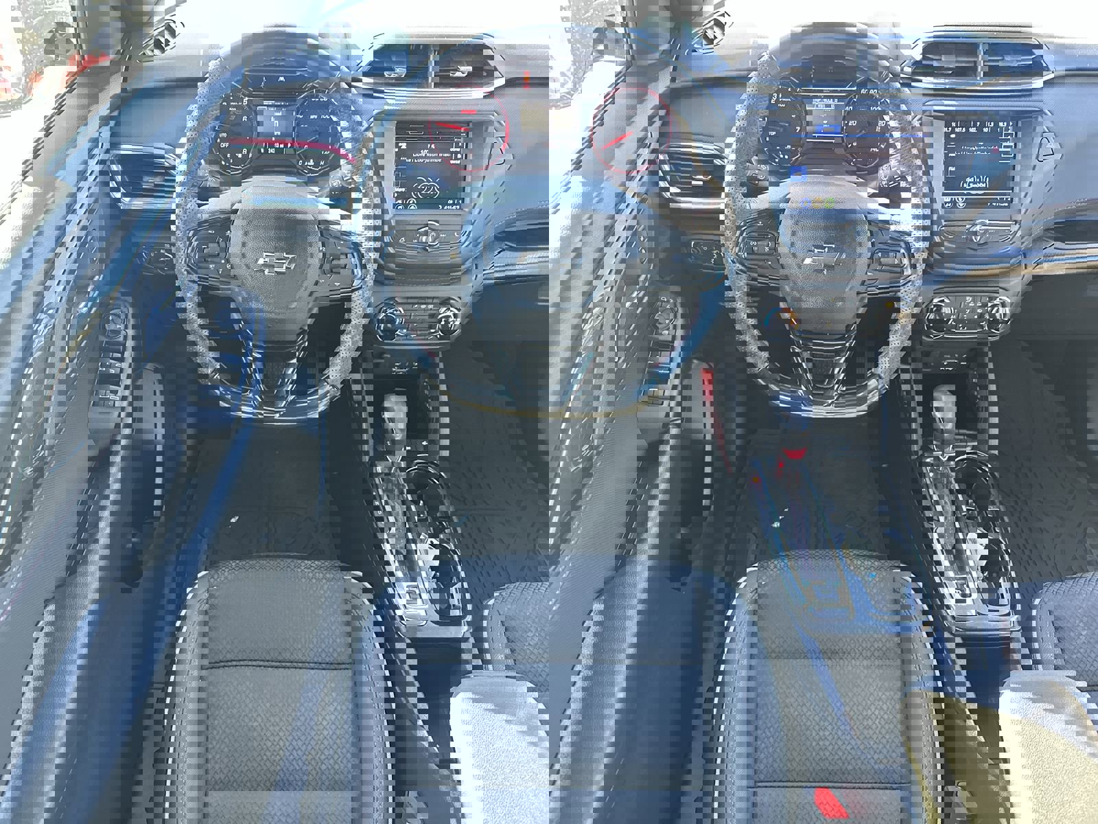 Used 2022 Chevrolet TrailBlazer RS image 17