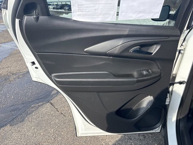 Used 2024 Chevrolet TrailBlazer LT w/ LT Cold Weather Package image 17