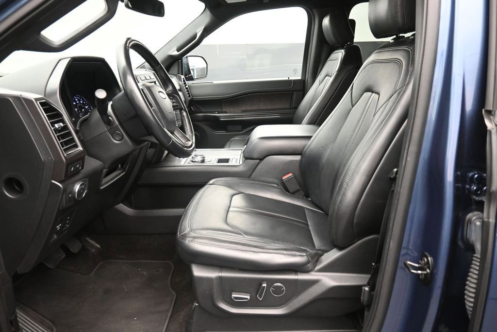 Used 2018 Ford Expedition Limited w/ Equipment Group 301A RWD image 21
