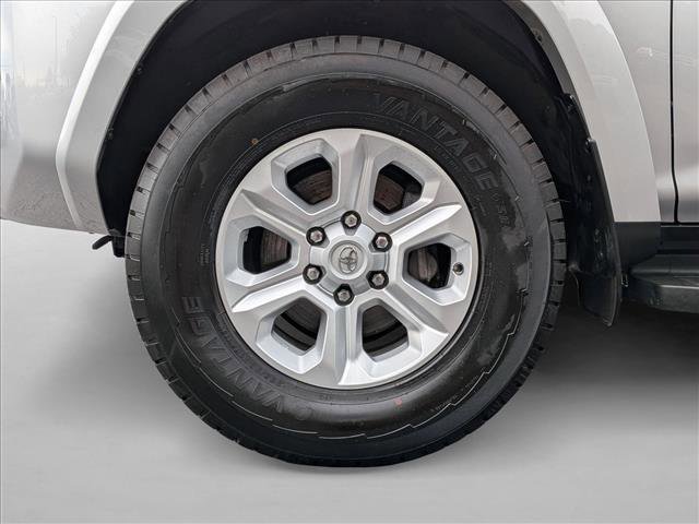 Used 2024 Toyota 4Runner SR5 RWD image 21