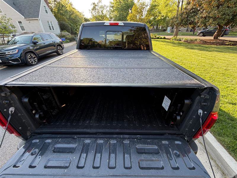 Used 2017 Ford F150 Lariat w/ Equipment Group 502A Luxury AWD/4WD image 29