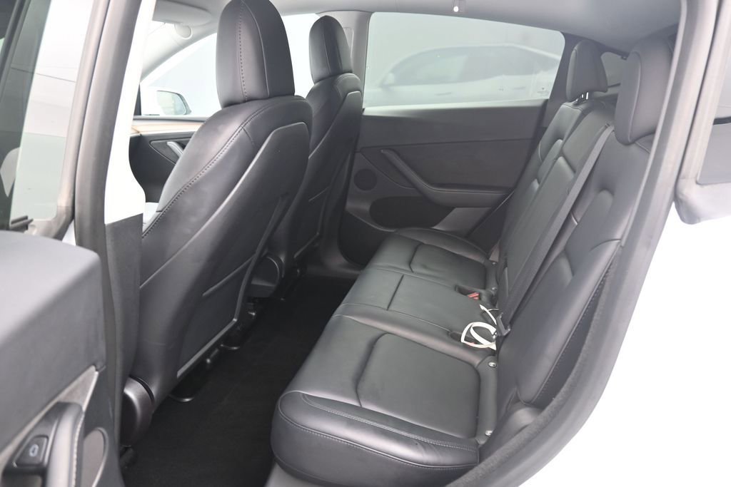 Used 2023 Tesla Model Y Long Range AWD/4WD image 15