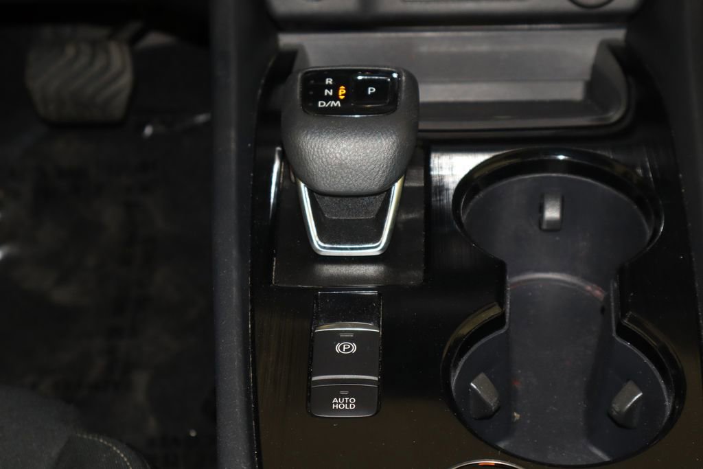 Used 2023 Nissan Rogue S image 13