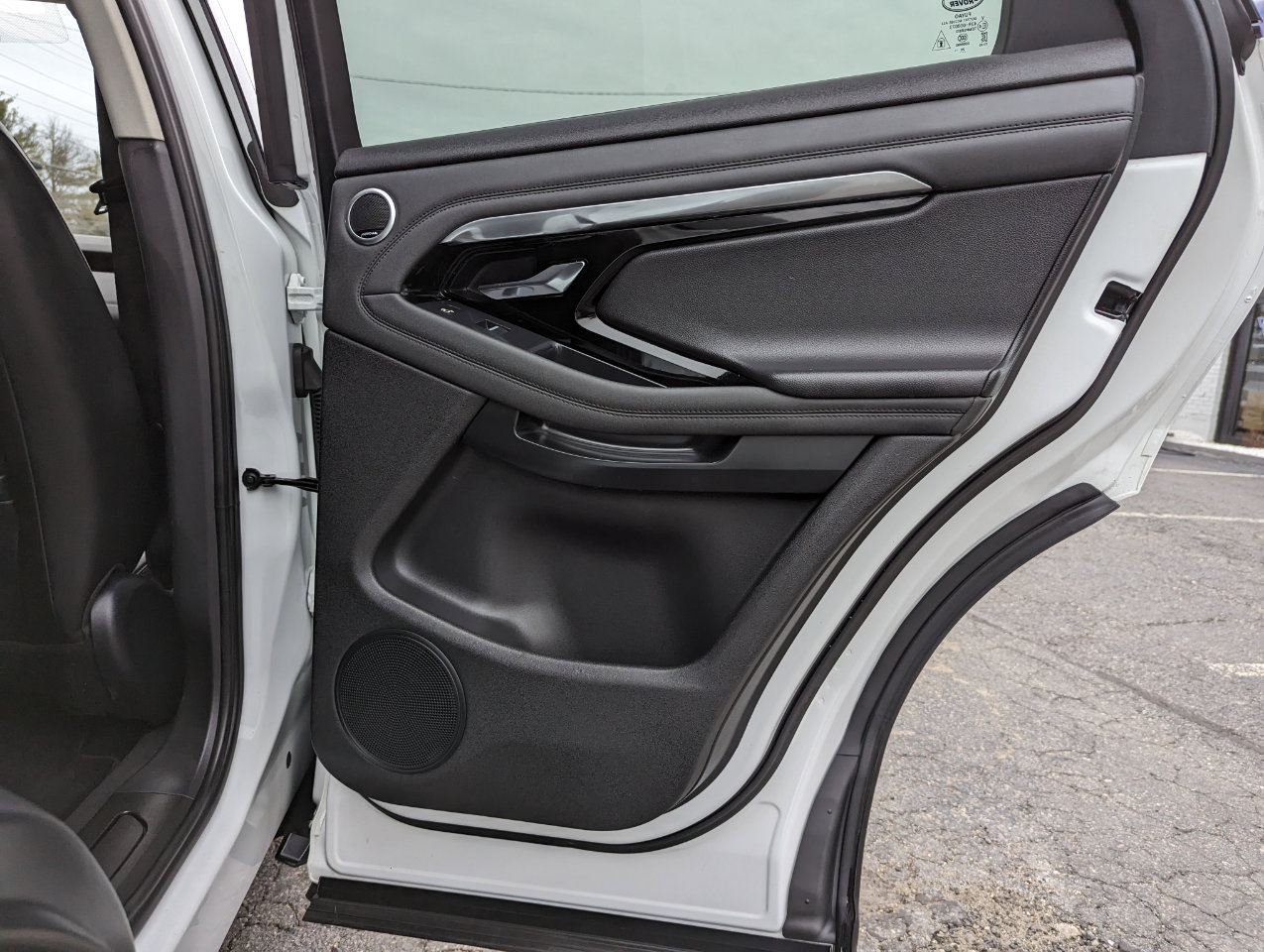 Used 2021 Land Rover Range Rover Evoque S image 34