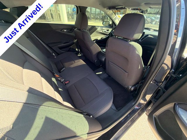 Used 2022 Chevrolet Malibu LS FWD image 30