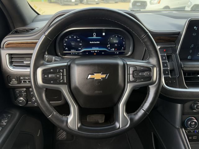 Used 2023 Chevrolet Suburban Premier AWD/4WD image 12