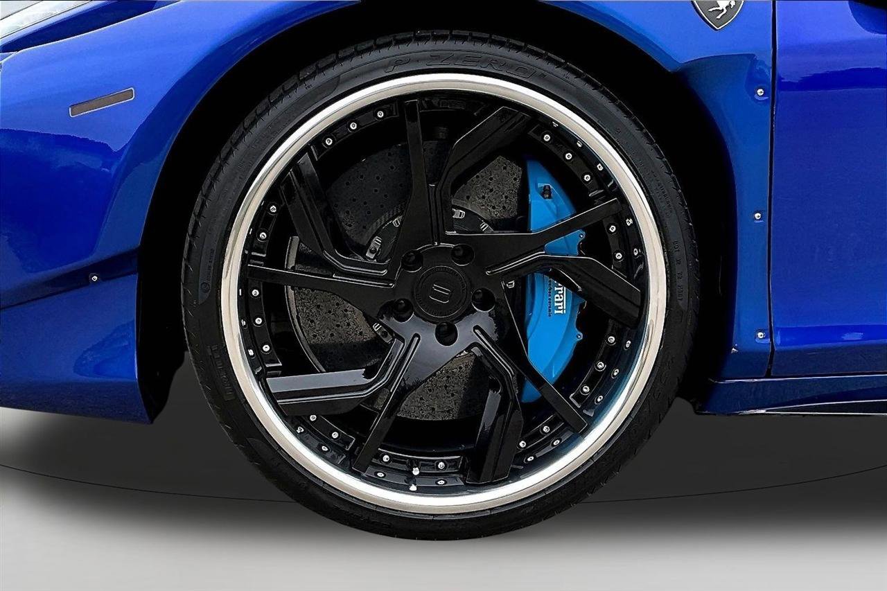 Used 2015 Ferrari 458 Italia Coupe image 32