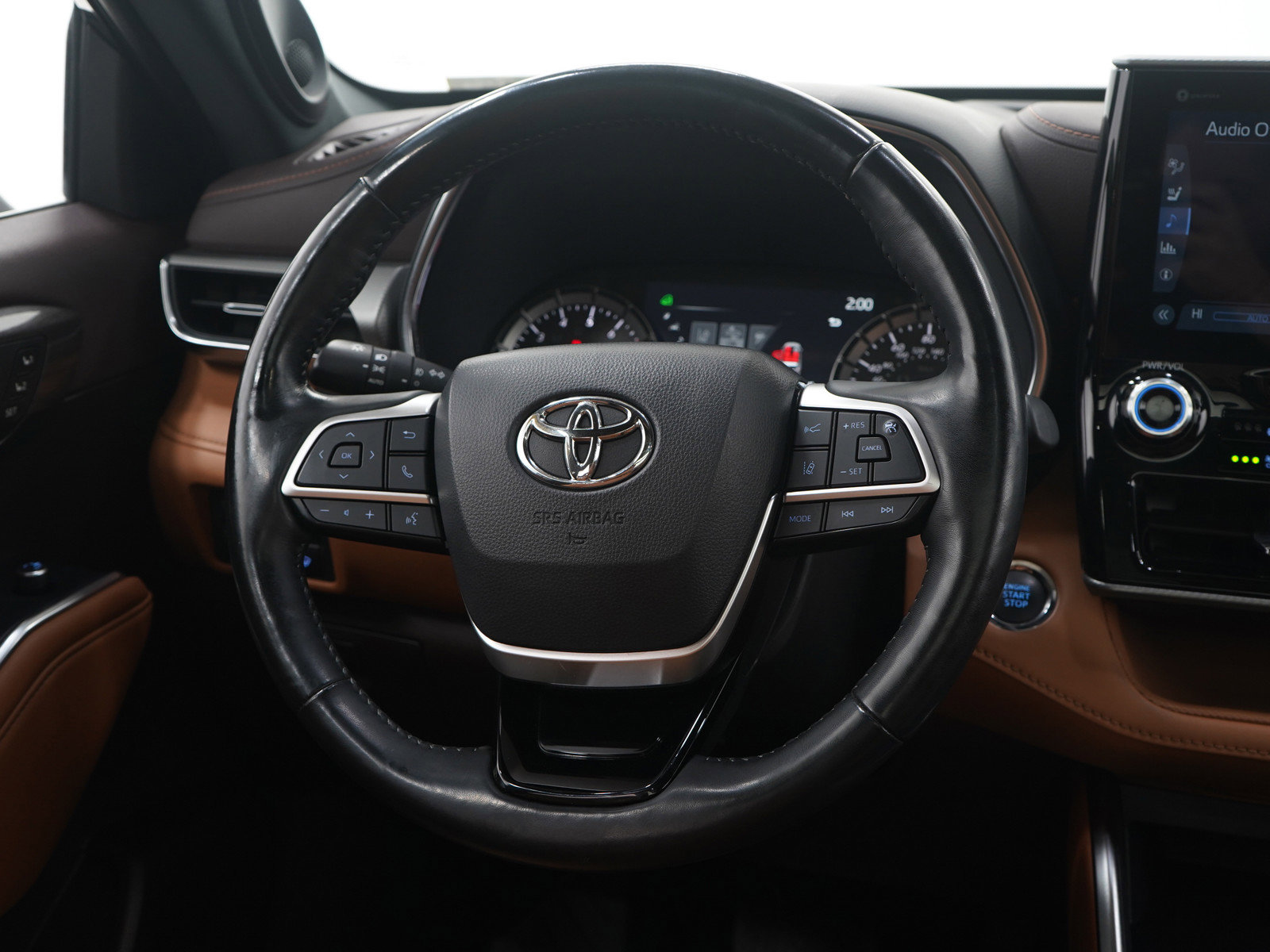 Used 2022 Toyota Highlander Platinum image 18