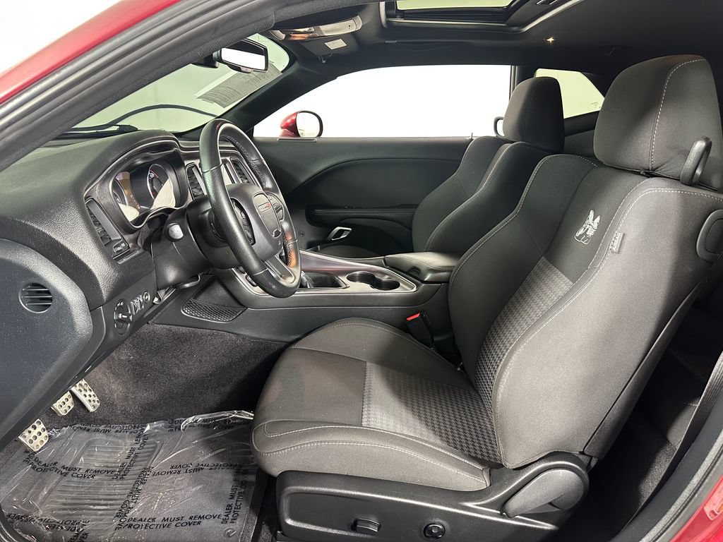 Used 2018 Dodge Challenger R/T Scat Pack w/ Technology Group RWD image 15