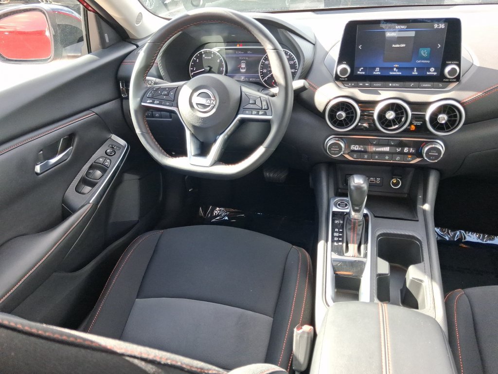 Certified 2025 Nissan Sentra SR FWD image 17