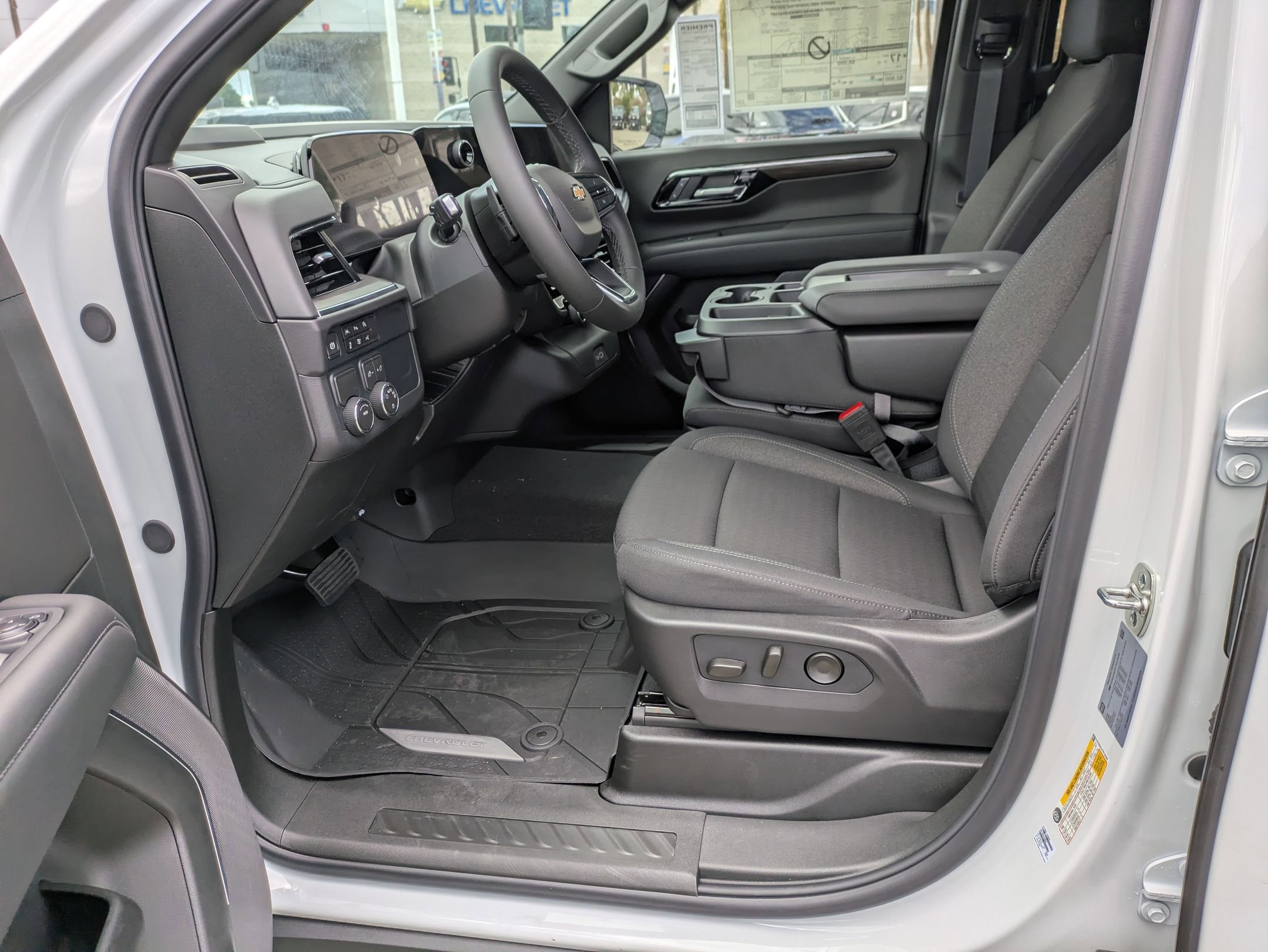 New 2026 Chevrolet Suburban LS image 11